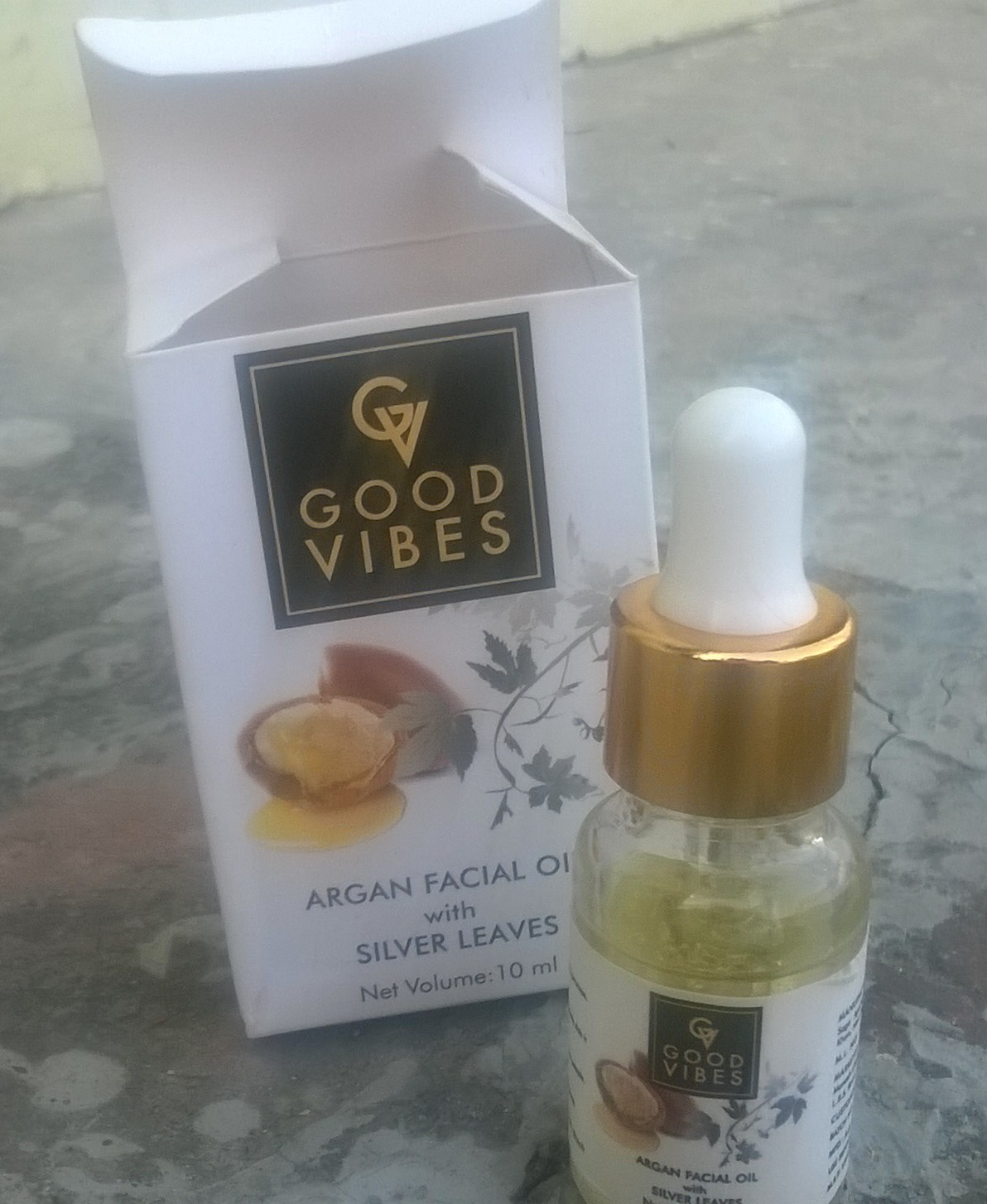 Good Vibes Argan Facial Oil with Silver Leaves – Makeup and Beauty Gallery